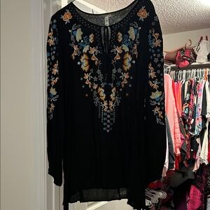 Floral Embroidered Long Sleeve Top —GENTLY USED!